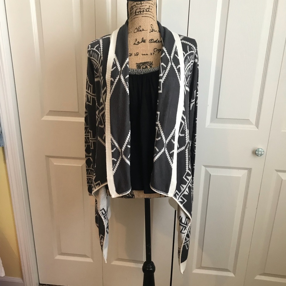 Tully’s Full Tilt Cardigan